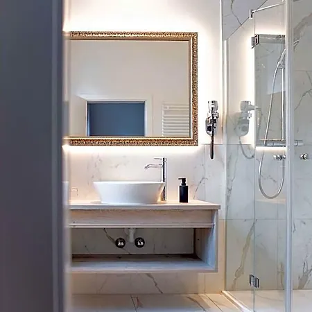 Hotel Cma Stift 3*