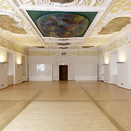 Hotel Cma Stift 3*